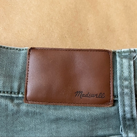 Madewell | 9" High Rise Skinny Jeans: Garment-Dyed Button-Front Edition Size 28 - Picture 13 of 16